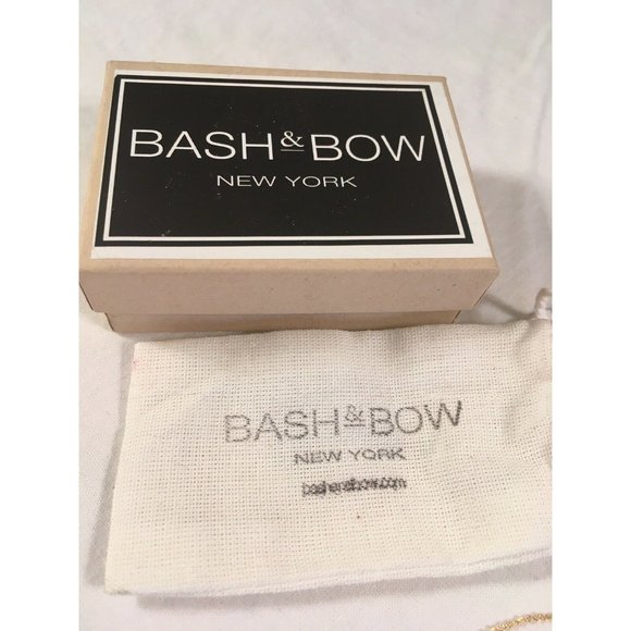 BASH & BOW NEW YORK Gold Tone Necklace, Good Luck Elephant Charm, Lovely & Sweet - Picture 4 of 4